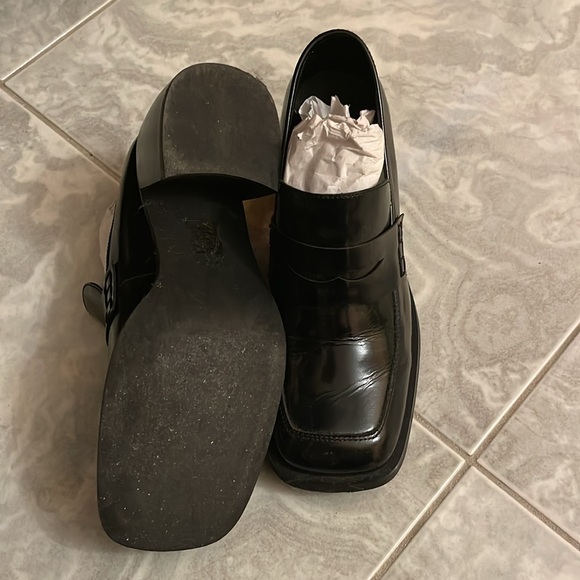 Jeffrey Campbell Women's Black Loafers Size 7.5W - Picture 2 of 6